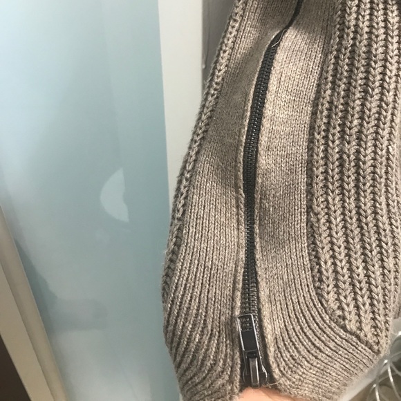 ⬛️ M boutique Oversized sweater with zipper detail - Picture 2 of 4